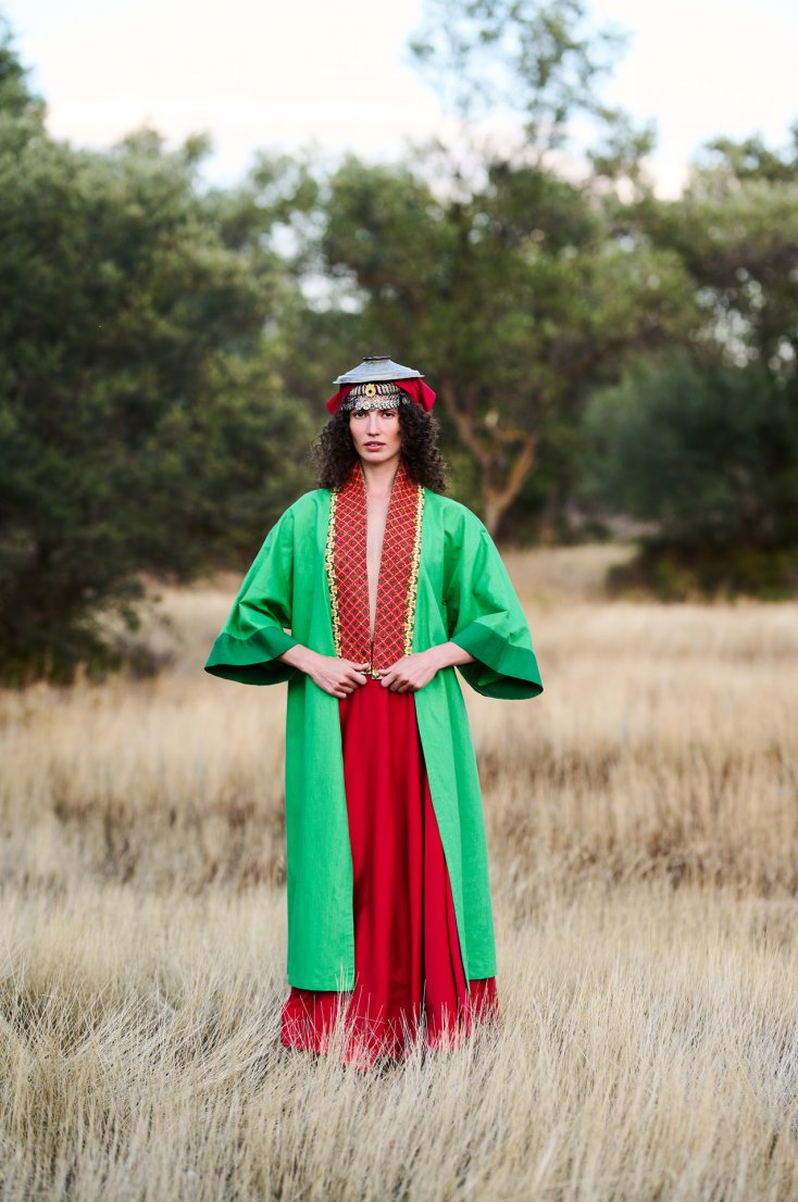 HANDMADE GREEN LINEN KAFTAN - AN ABSOLUTE MASTERPIECE