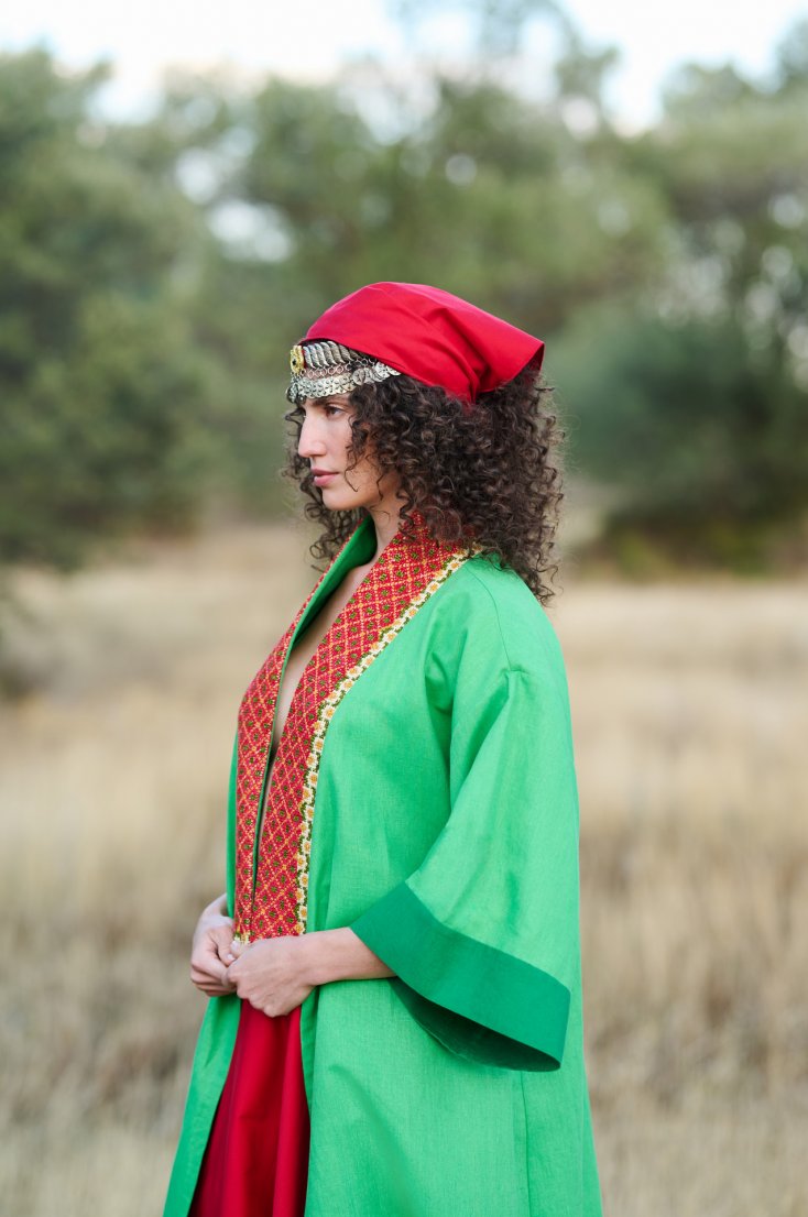 HANDMADE GREEN LINEN KAFTAN - AN ABSOLUTE MASTERPIECE
