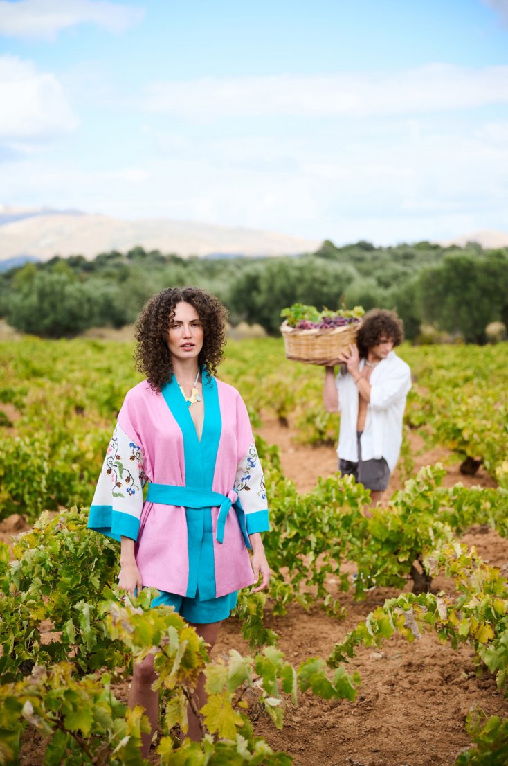 ONE OF A KIND LINEN KIMONO WITH EMBROIDERED SLEEVES